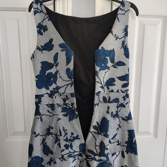 Kay Unger Floral Gown Belted Sleeveless Boat Neck Dress 8 - Picture 12 of 16